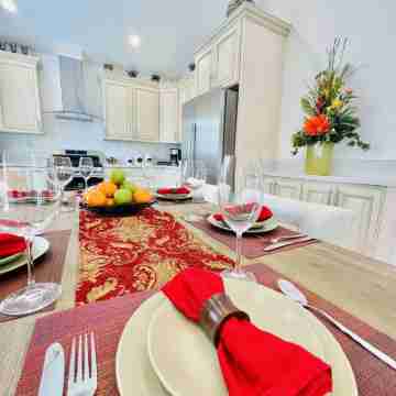 Disneyland Dining/Meeting Rooms