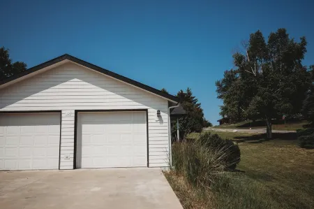 Contemporary Studio within Walking Distance of Downtown Bigfork!