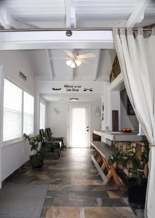 Enjoy a 3-bedroom vacation home near Lake of the Ozarks