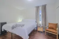 Dog-Friendly King Suites in Historic Birdtown