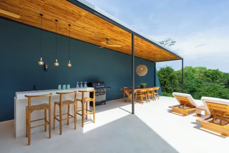 Elegant Ocean View Villa Serena in Hermosa Hills