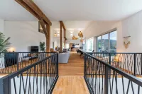 Le Refuge des Brumes - 500m2 house with 7 bedrooms, 7 bathrooms & spa in the Vosges mountains 克松呂－隆日梅住宿飯店