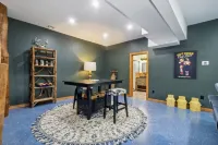 2025 Log Home- Ski Chalet w/ Luxury Amenities. direct Views of Hunter Slopes