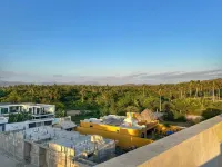 Apolo Apartment, near the beach with pool