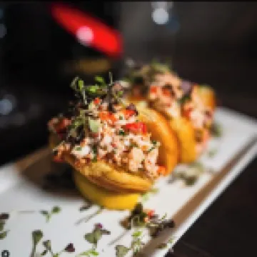 Hidden Haven - Harvard, Assembly Row, Pool Table, Parking!