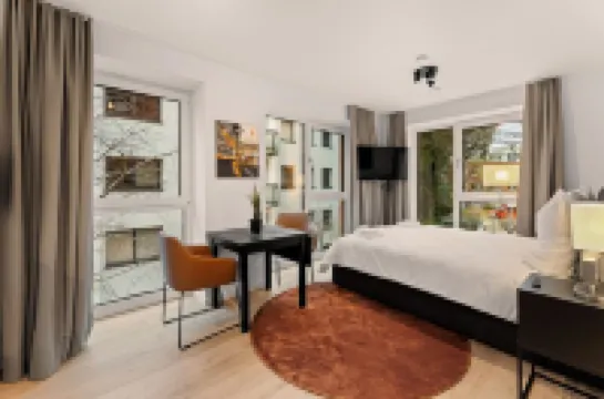 Central apartment between train station and city center