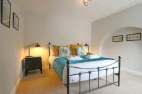 Beautiful Character Cottage