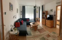 KŐNIG APARTMAN III. /LIZA APARTMAN/HÉVÍZ.300 MÉTERRE A HÉVÍZI TERMÁL TÓTÓL!