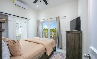 The Better Life & Cottage 5 Bedroom Home