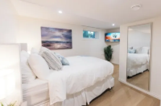 Coastal Cove; A Tranquil Getaway