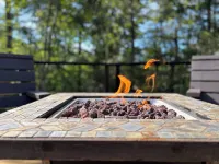 Spacious Newly renovated house with Hot tub, Game Room, Fitness room and more!