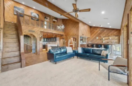 Lake Travis Gem, Golf, boat, Tennis, Pool