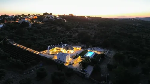 Authentic Residences in Trulli. A panorama of relaxation
