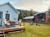 Magic In All Directions - 3 Bdrms, 2 1/2 Bths, WrkSpc & WiFi