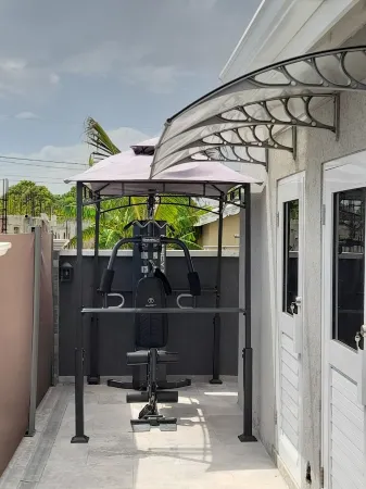 Evertonbnb 22 - Relaxing 2-Bedroom Villa with Pool