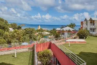 L&O Location Grenade Piscine Privée, à 5 Minutes de la Plage Vos Vacances Idéal! Hotels in La Trinite