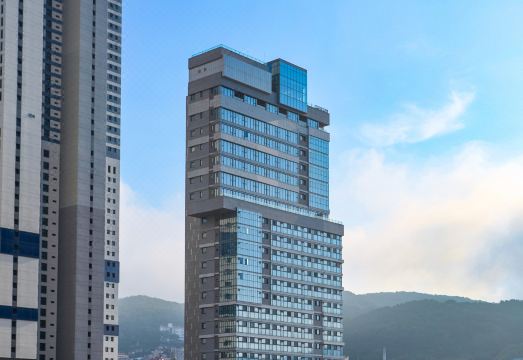 부산 영도구 그라체 호텔 야경 이미지