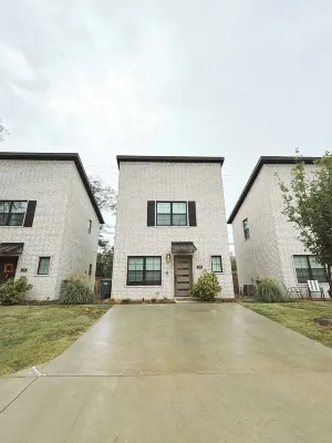 Cozy Luxe Stay Walk to Any Hogs Stadium