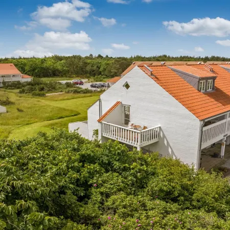 "Jelke" - 1km from the Sea