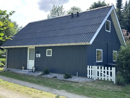 "Sibbe" Hotels in Give