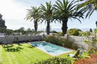 Four Palms Accommodation