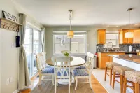 Avalon Vacation Rental w/ Porch & Grill! - Wifi