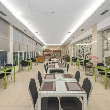 Whiz Prime Hotel Sudirman Cilacap