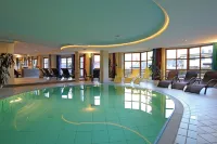 Schwarzer Adler - Pool