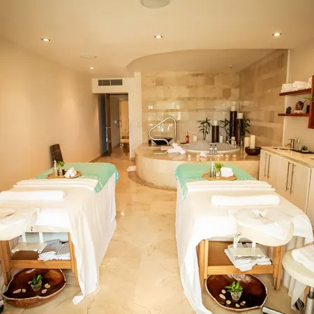 Casa Colonial Beach & Spa
