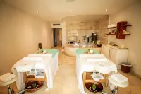 Casa Colonial Beach & Spa - سبا