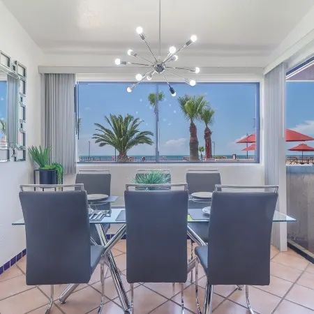Las Gaviotas 436 Mid-Century Ocean View Apartment