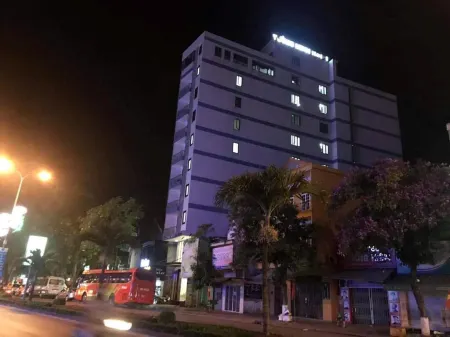 Tuong Minh Hotel Отели рядом с достопримечательностью «Cầu Nhật Lệ 2»