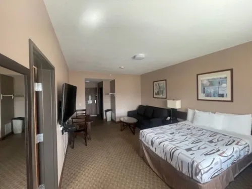 Bell's Extended Stay and Suites
