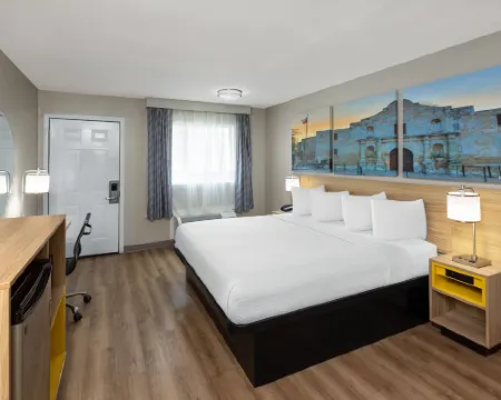 Days Inn by Wyndham Temple Hotels in Temple