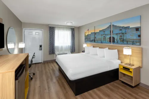 Days Inn by Wyndham Temple