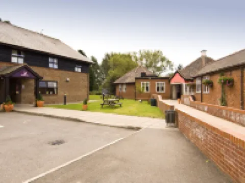 Premier Inn Farnborough West (Southwood) Hotels in Farnborough