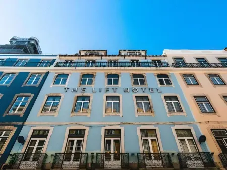 The Lift Apartments by Ridan Hotels Отели рядом с достопримечательностью «площадь Рестаурадориш»