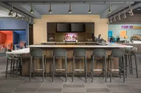 Tru by Hilton Atlanta NW Kennesaw - bar