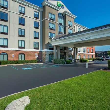 Holiday Inn Express & Suites LEBANON-NASHVILLE AREA by IHG
