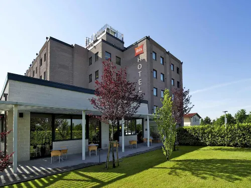 Hotel ibis Firenze Prato Est Hotel a Campi Bisenzio