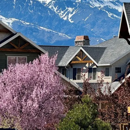 Powder Mountain Base Camp - Moose Hollow Ski and Golf