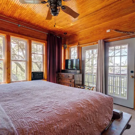 Beachside Boutique Inn – Folly Beach Rooms & Private Cottages