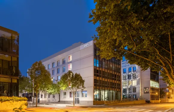 里昂西希爾頓巧思酒店