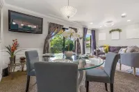 Clubhouse Bungalow - Community Amenities - 4-Star