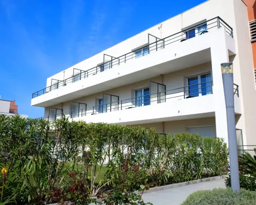Zenitude Hôtel-Résidences Cannes Mandelieu من الخارج Photos