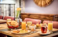 Leonardo Hotel Wolfsburg City Center - breakfast