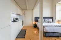 GuestReady - la Maison Aires Gouveia Hotels in Miragaia