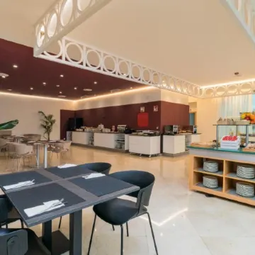 Hotel Puerta Santander