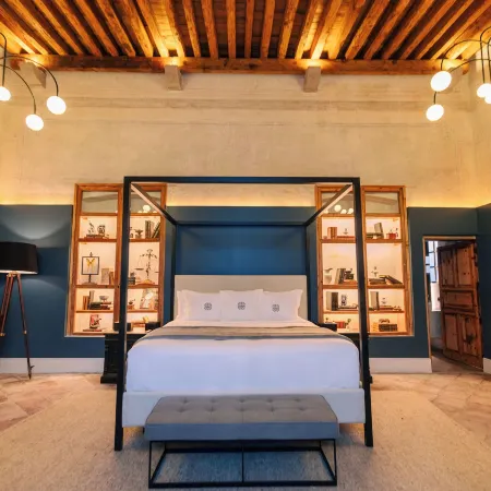 Por Los Siglos de Los Siglos Hotel