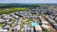 3 Ensuite Bedrooms, Porches & BBQ Near Inlet Beach 30A Ciel Bleu by Avantstay - Wifi